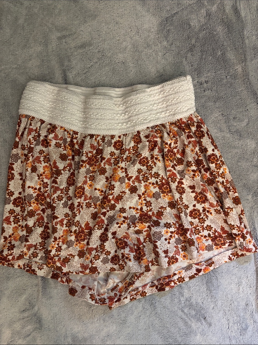 Smocked-Waist White Floral Skater Shorts in Rust Floral